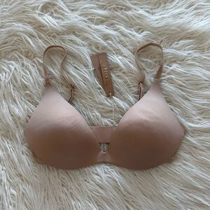 Skims Wireless Super Push up Bra Clay Size 32D